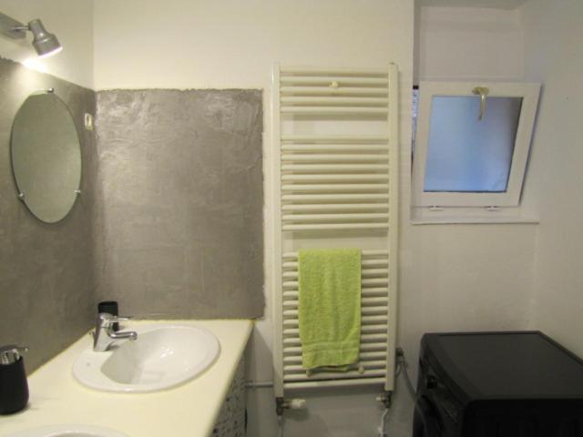 Maison De Village Dans Une Rue Calme Ax-les-Thermes Esterno foto